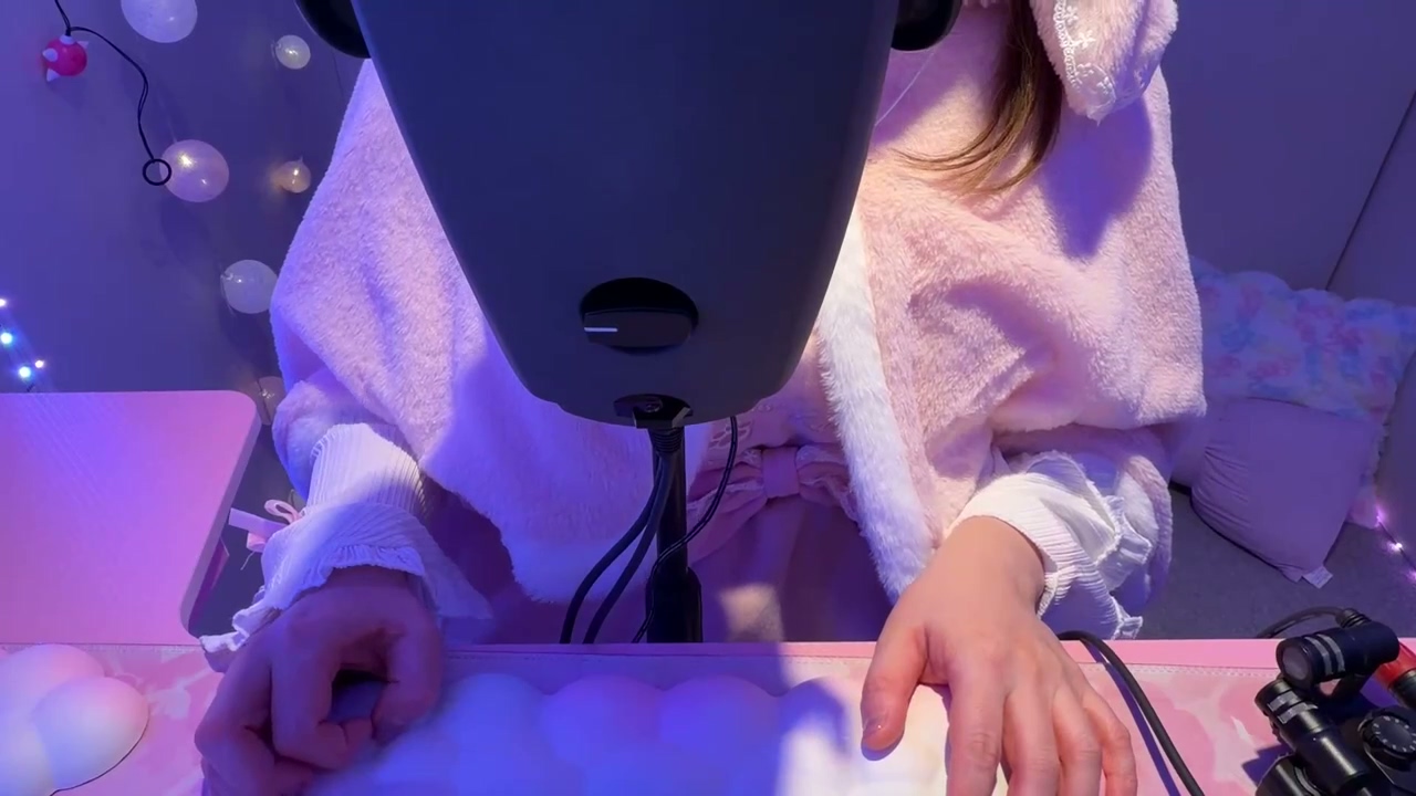 【実写耳舐め♡】【無料パートあり♡】さびしい さみしいよー うさぎ系彼女が構ってほしくて耳舐めしてくれるみたいです.mp4_20251206_213305.073.jpg 輝月さくら 兔子系的女朋友想要照顾她 1.8GB  第1张