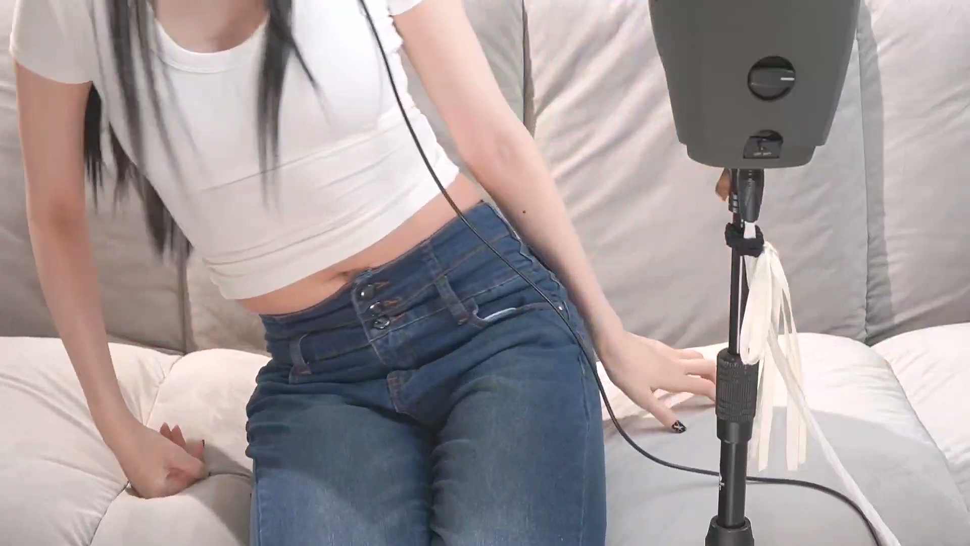 无限大ASMR T恤×紧身牛仔裤的夏天!2.5GB